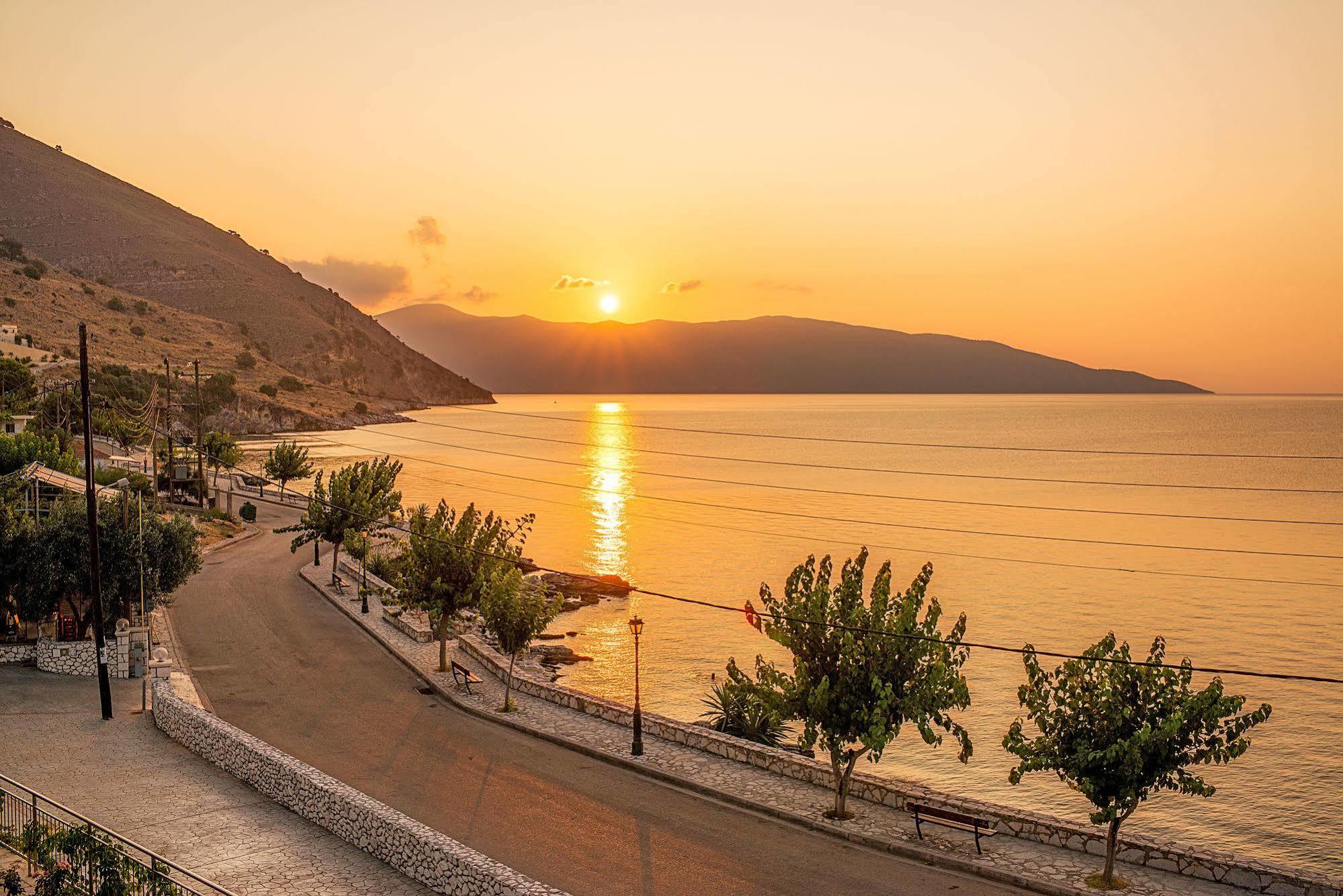 Odyssey Hotel & Spa Agia Efimia エクステリア 写真